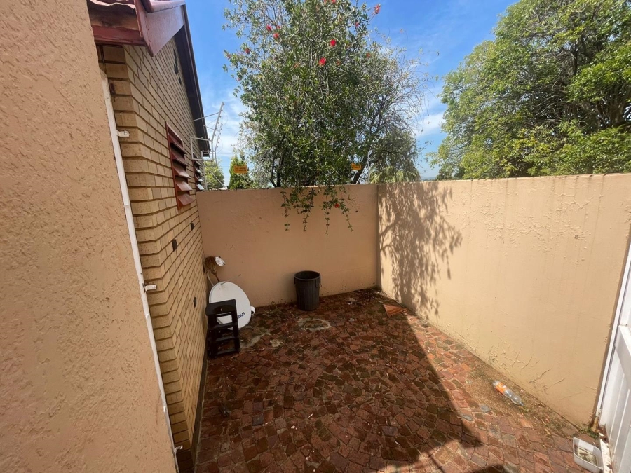 0 Bedroom Property for Sale in Glenvista Gauteng