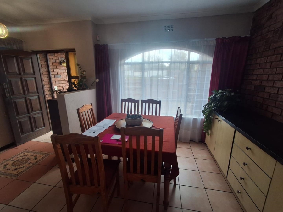3 Bedroom Property for Sale in Glenvista Gauteng