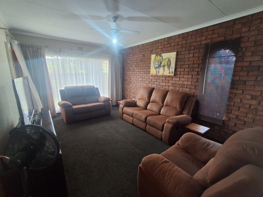 3 Bedroom Property for Sale in Glenvista Gauteng
