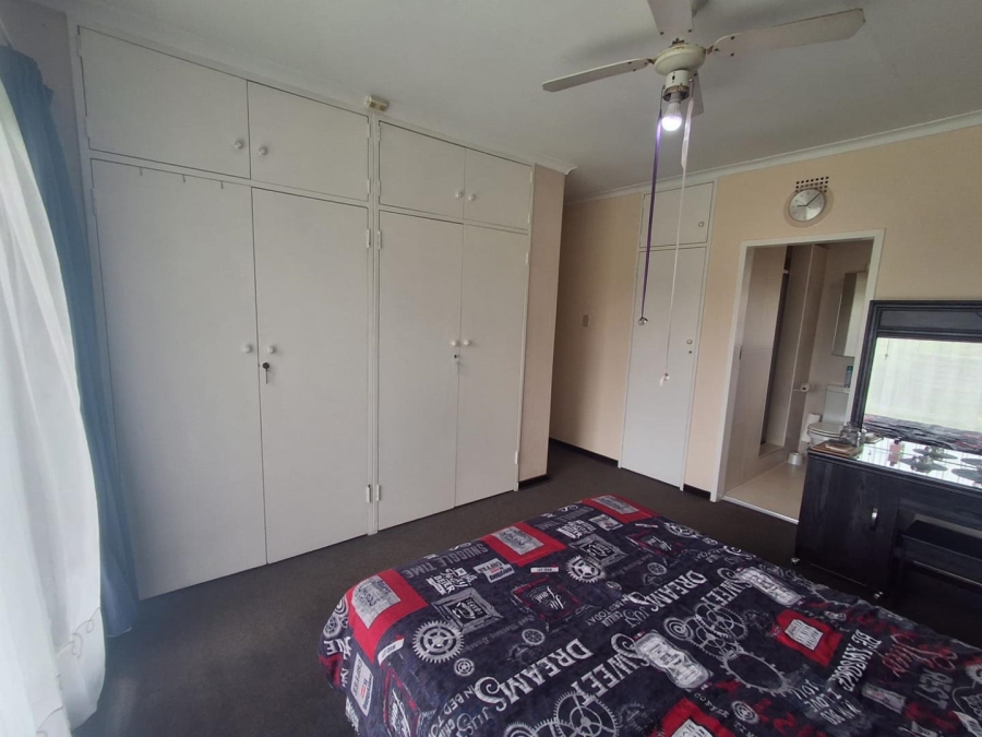 3 Bedroom Property for Sale in Glenvista Gauteng