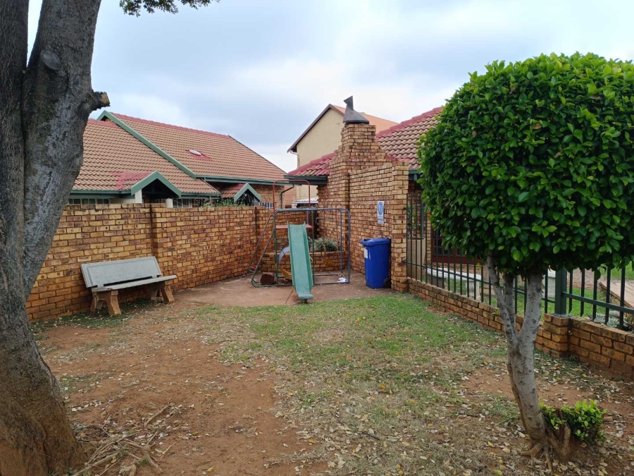 3 Bedroom Property for Sale in Clubview Gauteng