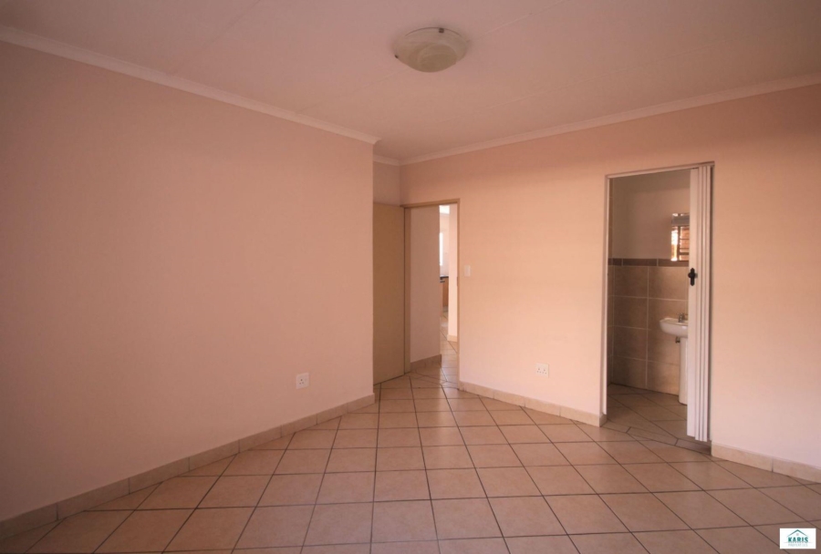To Let 2 Bedroom Property for Rent in Hazeldean Gauteng