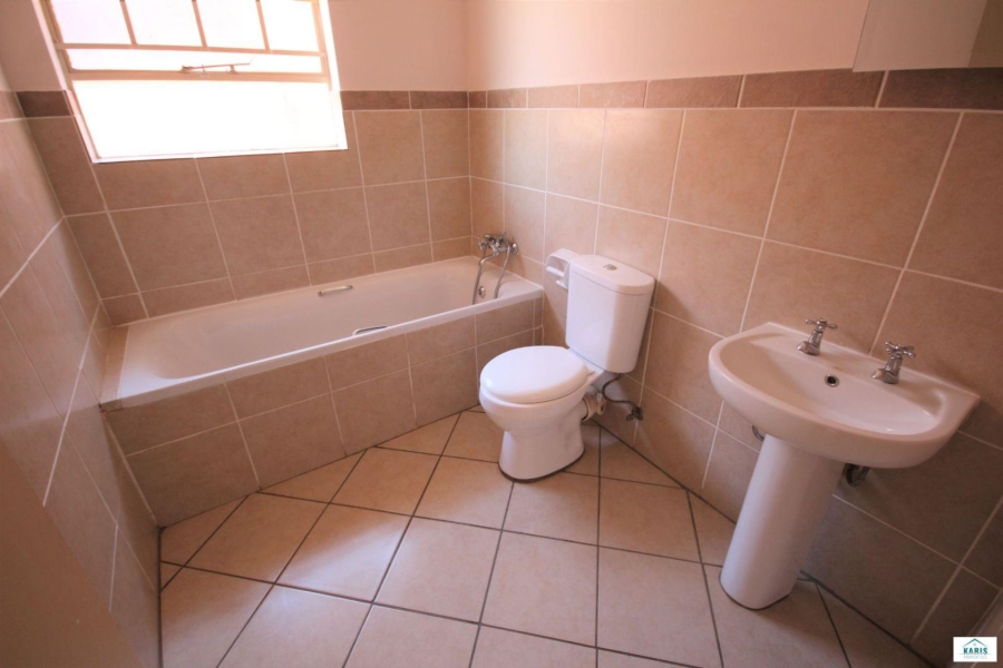 To Let 2 Bedroom Property for Rent in Hazeldean Gauteng