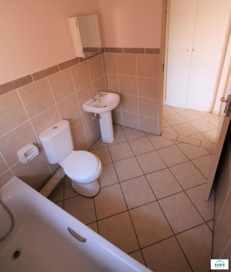 To Let 2 Bedroom Property for Rent in Hazeldean Gauteng