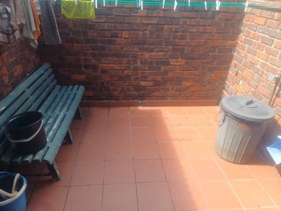 2 Bedroom Property for Sale in Birchleigh Gauteng