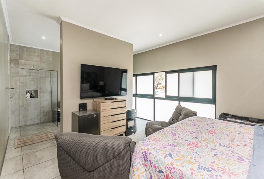 3 Bedroom Property for Sale in Homes Haven Gauteng