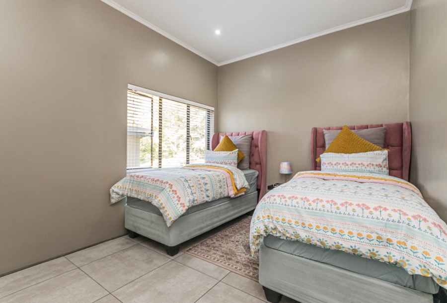 3 Bedroom Property for Sale in Homes Haven Gauteng