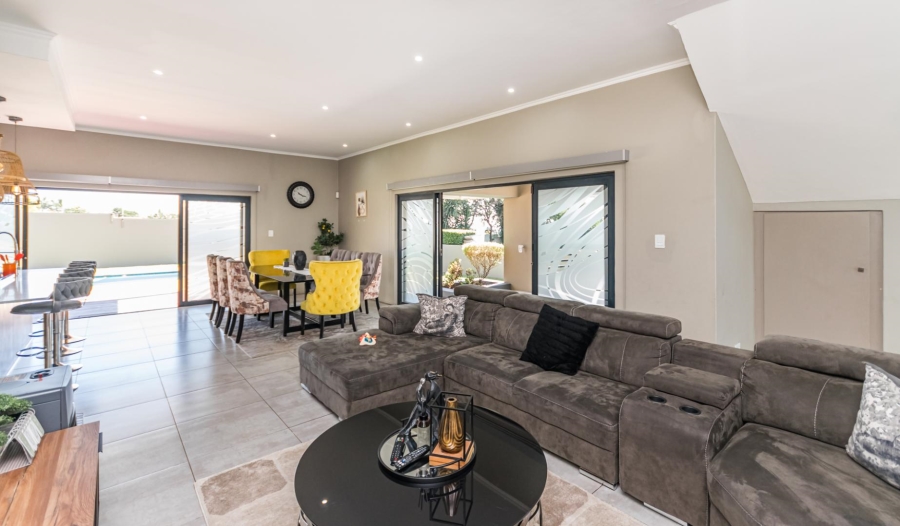 3 Bedroom Property for Sale in Homes Haven Gauteng