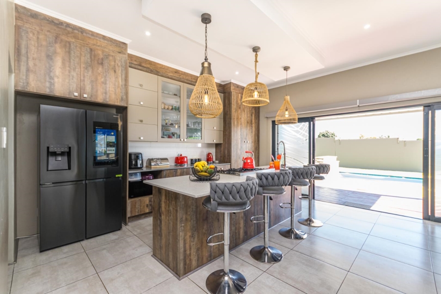 3 Bedroom Property for Sale in Homes Haven Gauteng