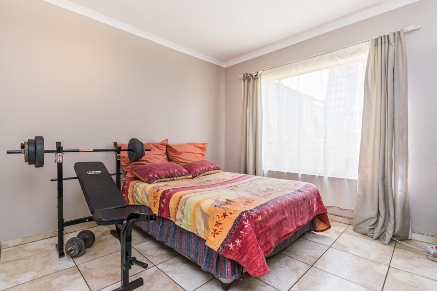 5 Bedroom Property for Sale in Willowbrook Gauteng