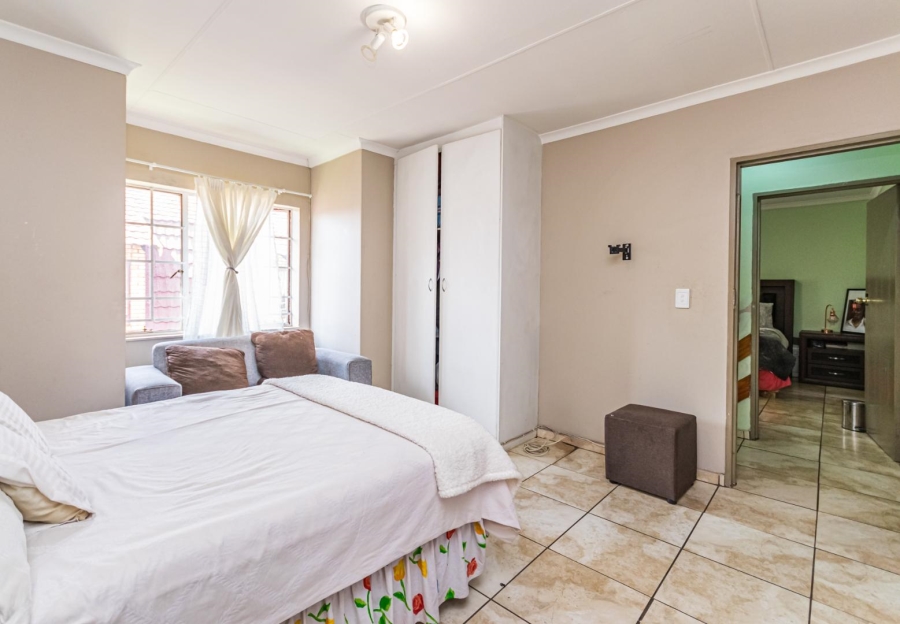 5 Bedroom Property for Sale in Willowbrook Gauteng