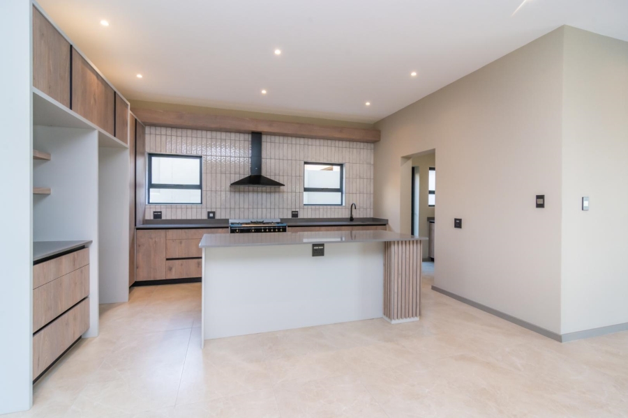 4 Bedroom Property for Sale in Homes Haven Gauteng