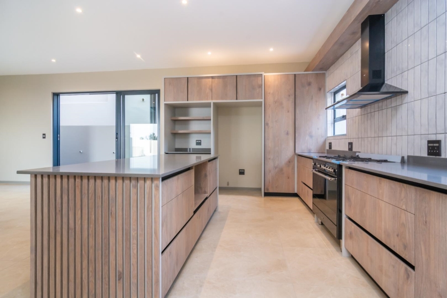 4 Bedroom Property for Sale in Homes Haven Gauteng