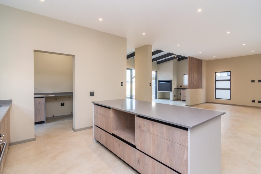 4 Bedroom Property for Sale in Homes Haven Gauteng