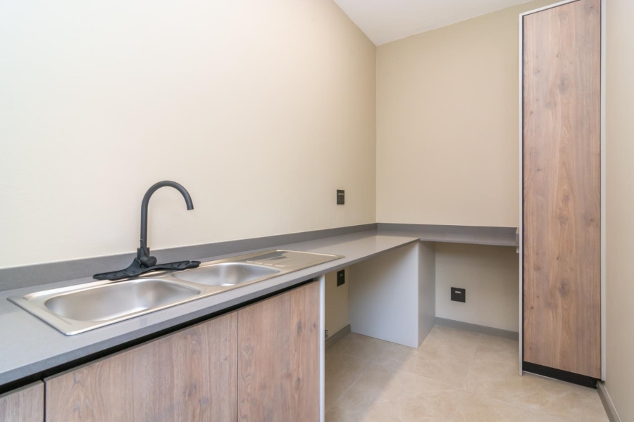 4 Bedroom Property for Sale in Homes Haven Gauteng