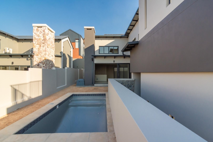 4 Bedroom Property for Sale in Homes Haven Gauteng