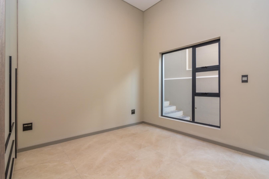 4 Bedroom Property for Sale in Homes Haven Gauteng