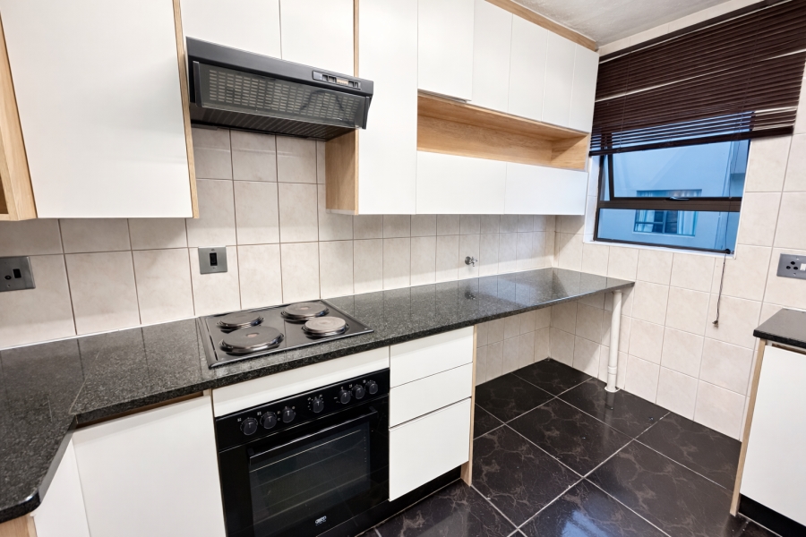 To Let 3 Bedroom Property for Rent in Lakefield Gauteng