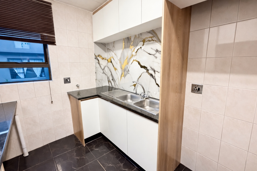 To Let 3 Bedroom Property for Rent in Lakefield Gauteng