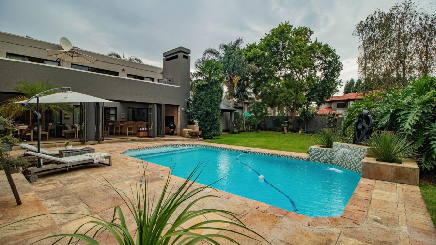 4 Bedroom Property for Sale in Lakefield Gauteng