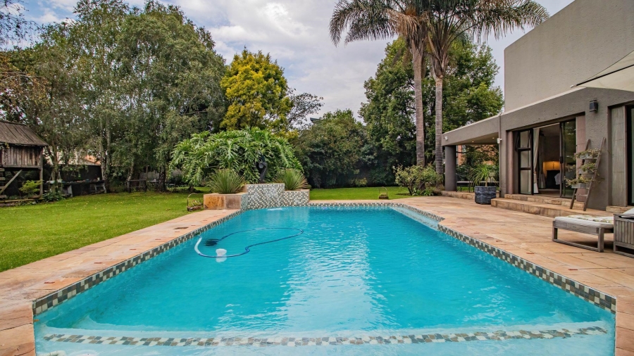 4 Bedroom Property for Sale in Lakefield Gauteng