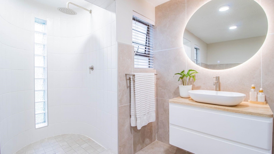 4 Bedroom Property for Sale in Lakefield Gauteng