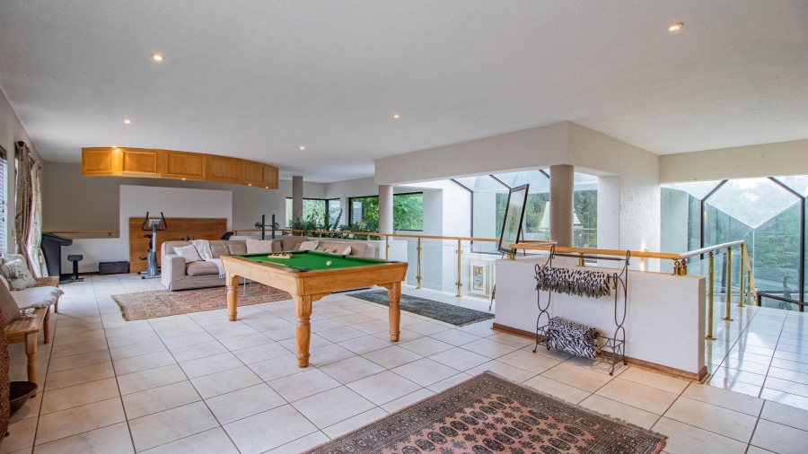 4 Bedroom Property for Sale in Lakefield Gauteng