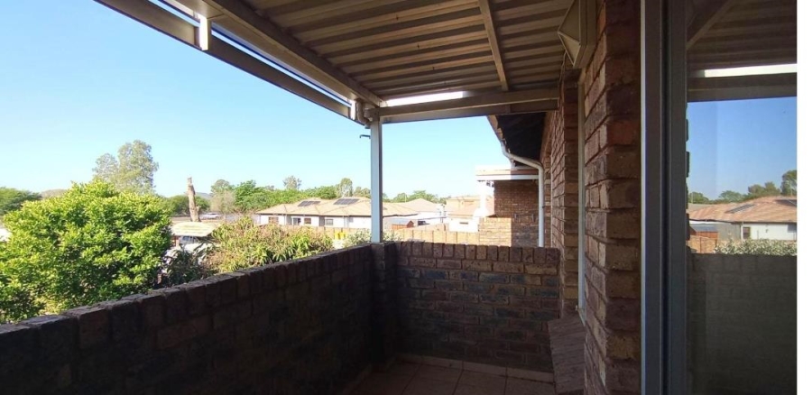 2 Bedroom Property for Sale in Clarina Gauteng