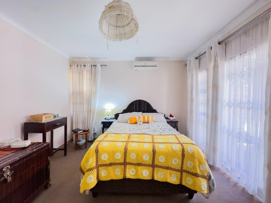 4 Bedroom Property for Sale in Florauna Gauteng