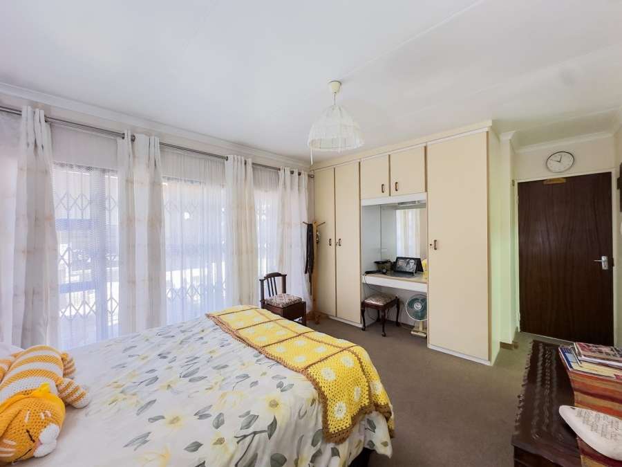 4 Bedroom Property for Sale in Florauna Gauteng