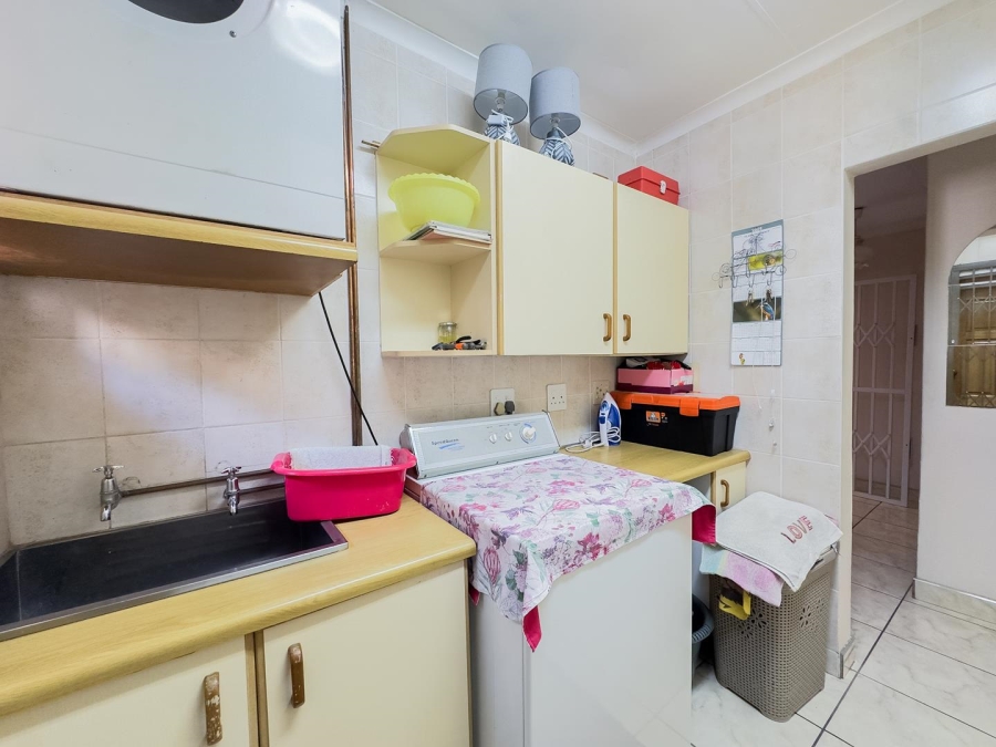 4 Bedroom Property for Sale in Florauna Gauteng