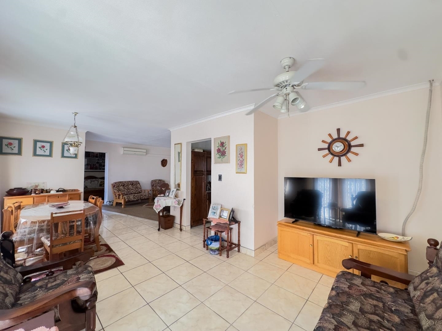 4 Bedroom Property for Sale in Florauna Gauteng