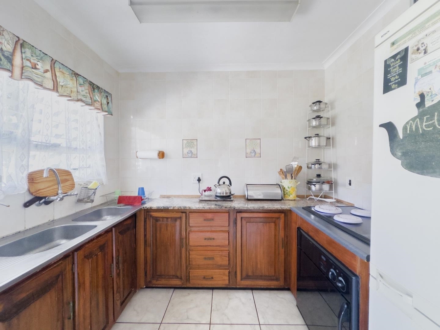 4 Bedroom Property for Sale in Florauna Gauteng