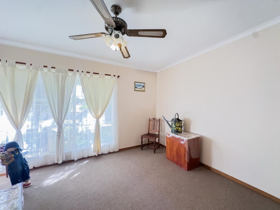 4 Bedroom Property for Sale in Florauna Gauteng