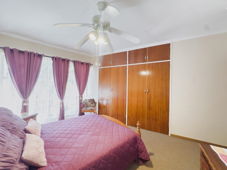 4 Bedroom Property for Sale in Florauna Gauteng