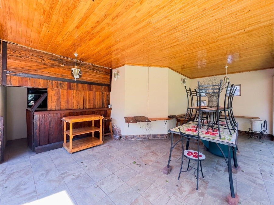 4 Bedroom Property for Sale in Florauna Gauteng