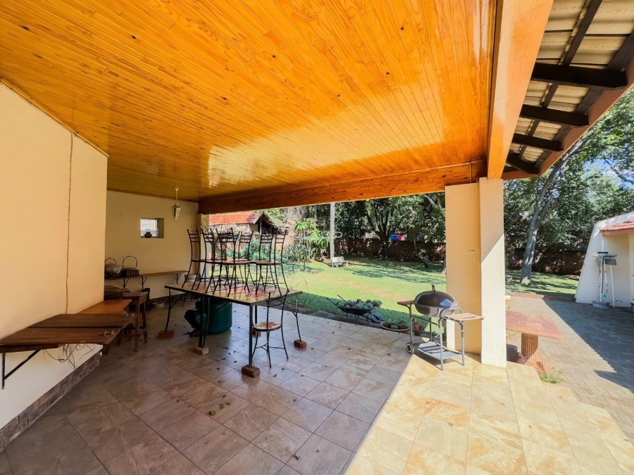 4 Bedroom Property for Sale in Florauna Gauteng