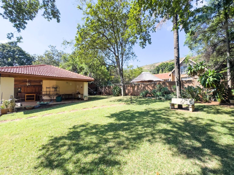 4 Bedroom Property for Sale in Florauna Gauteng