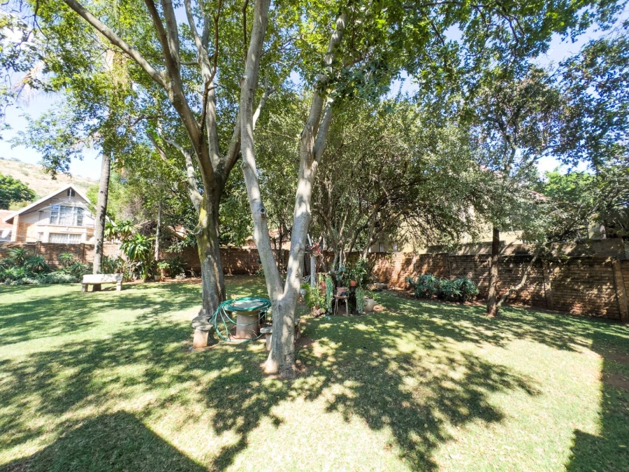 4 Bedroom Property for Sale in Florauna Gauteng