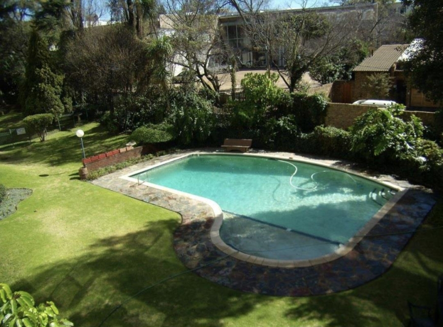 2 Bedroom Property for Sale in Illovo Gauteng