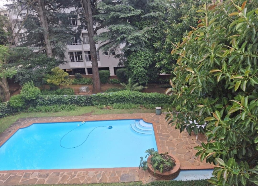 To Let 2 Bedroom Property for Rent in Illovo Gauteng