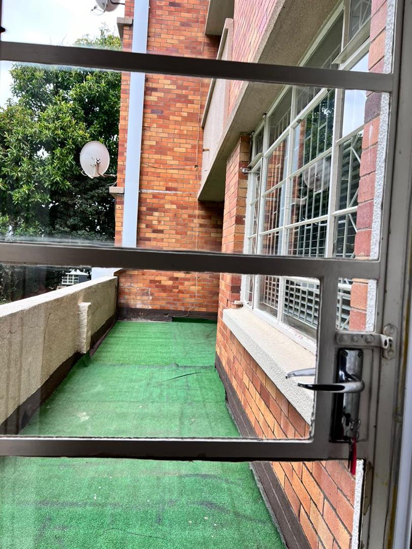 To Let 2 Bedroom Property for Rent in Illovo Gauteng