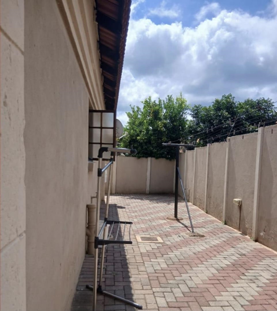 3 Bedroom Property for Sale in Heatherview Gauteng