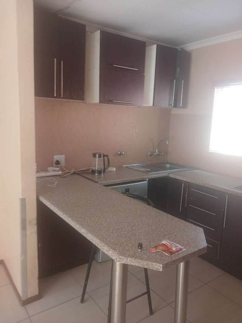 To Let 2 Bedroom Property for Rent in Akasia Gauteng