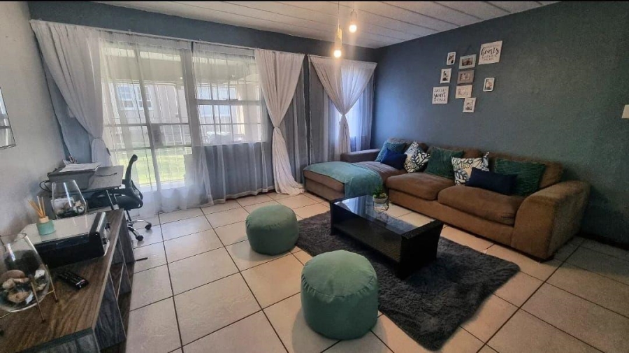 2 Bedroom Property for Sale in Meyersdal Gauteng