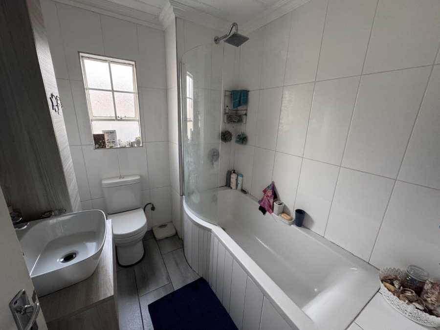 2 Bedroom Property for Sale in Meyersdal Gauteng