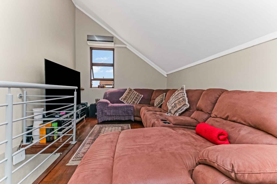 2 Bedroom Property for Sale in Broadacres Gauteng