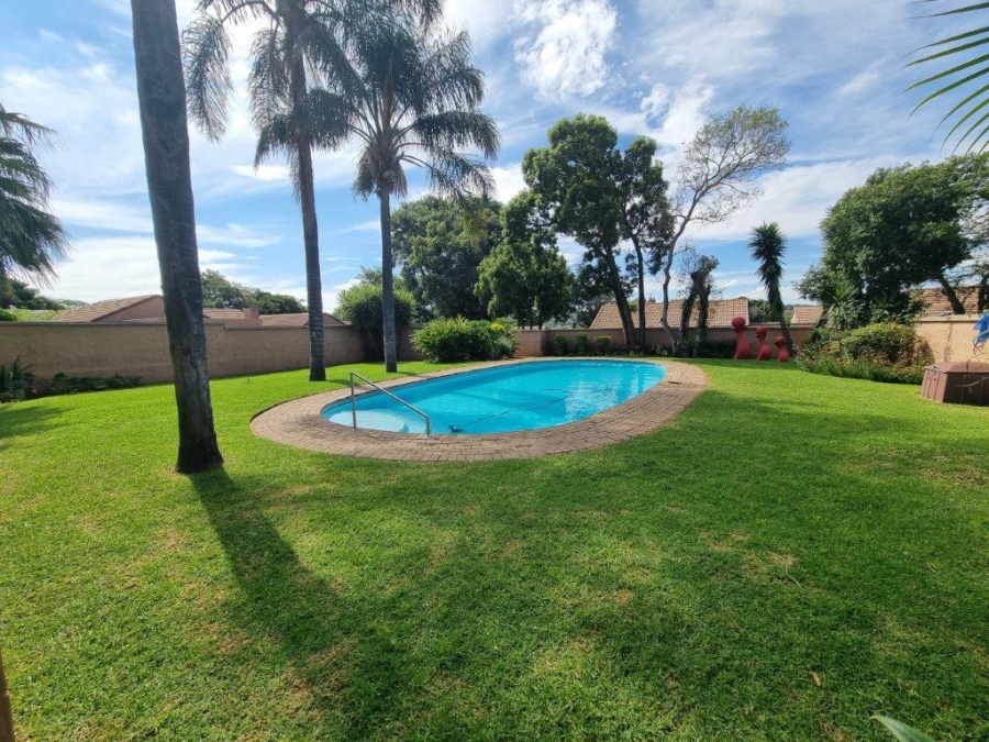 2 Bedroom Property for Sale in Faerie Glen Gauteng