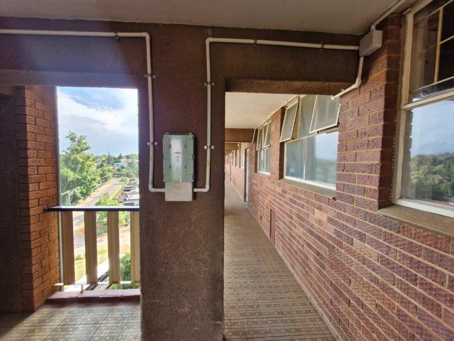 1 Bedroom Property for Sale in Weavind Park Gauteng