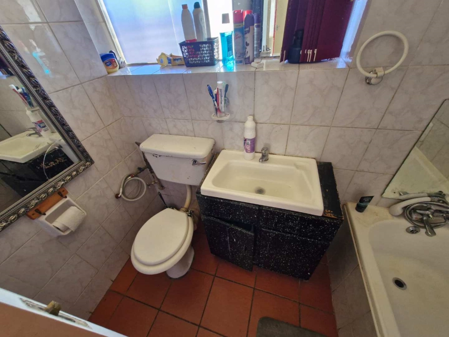 1 Bedroom Property for Sale in Weavind Park Gauteng